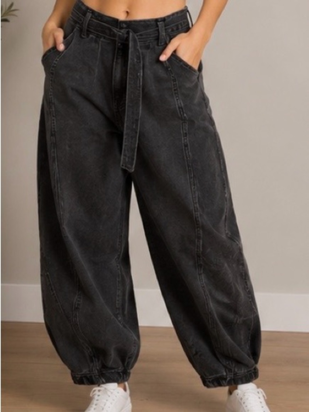Free people We The free balloon barrel Pants - black high waist tie size XS